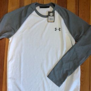 Under Armour Mens long sleeve t-shirt